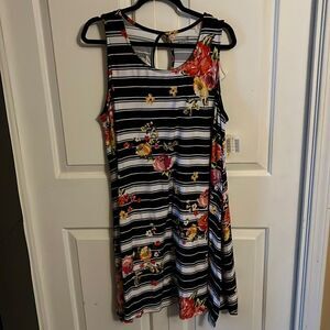 Women’s Stripe Floral Sleeveless Soft Swing Midi Dress NWT
